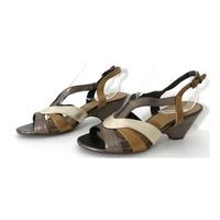 marks spenser footglove size 55 metallic earth toned ankle strap heele ...