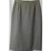 Marks and Spencer - Size: 12 - Calf length skirt
