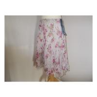 Marks & Spencer, BNWT, Size 10, Floral Skirt