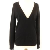 Massimo Dutti Size 12 High Quality Soft and Luxurious Pure Cashmere Black Jumper