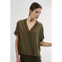 Max Moi Top MYRTILLE women\'s Blouse in green