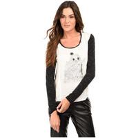 mado et les autres top totem womens blouse in white