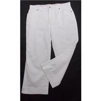 Marks and Spencer size 14 (short) white cropped jeans