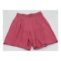 Max Mara, size 10 pink linen mix shorts