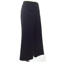Marks and Spencer size 16M black trousers Marks and Spencer - Size: M - Black - Trousers