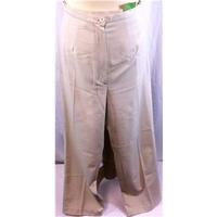 Marks and Spencer Size 16 Beige trouser M&S Marks & Spencer - Size: M - Beige - Trousers