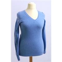 Marks & Spencer Size 8 Soft Blue 100% Cashmere Loose Cut Long Sleeved V neck Jumper ** needs photoing on correct mannequin