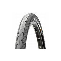 maxxis detonator road tyre