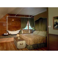 McCloud River Mercantile Inn