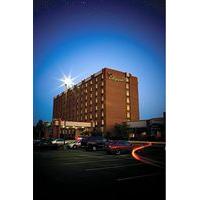 MCM Elegante Hotel & Suites