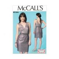 mccalls ladies sewing pattern 7282 lined dress with exposed back zip