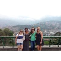 Medellín City Tour Including Slum Neighborhoods and Food Tasting