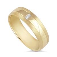 Men\'s 9ct gold princess cut diamond 6mm wedding ring