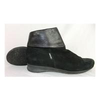 Mephisto Fiducia Black Bucksoft/Leather Ladies Ankle Boots Mephisto - Black - Boots