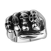 men\'s fashion charm stainless steel skull ring with zircon personalized Halloween gift exaggerated high-quality