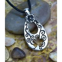 metal tear shaped flower necklace