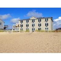 Misquamicut Beach Front Inn