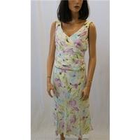 Minuet Size 10 Cream Floral Print Skirt Suit