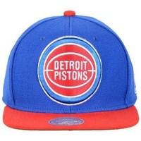 Mitchell And Ness Casquette Detroit Piston Blue / Red women\'s Cap in blue