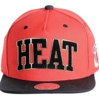 Mitchell And Ness Casquette Miami Heat Logo Black/ Gold with 168 women\'s Cap in black
