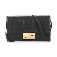 Michael Kors CLUTCH W LUCK QUILTED women\'s Pouch in black
