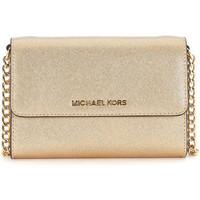 MICHAEL Michael Kors Michael Kors Jet Set Travel gold leather shoulder bag women\'s Shoulder Bag in gold