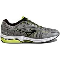 Mizuno Wave Legend 3 men\'s Shoes (Trainers) in Silver