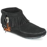 minnetonka concho feather boot womens mid boots in black