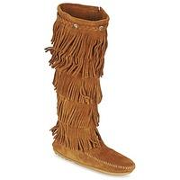 Minnetonka 5 LAYER FRINGE BOOT women\'s High Boots in white