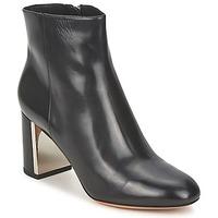 Michael Kors VIVI women\'s Low Ankle Boots in black