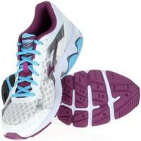 Mizuno Wave Wave Advance women\'s Running Trainers in White