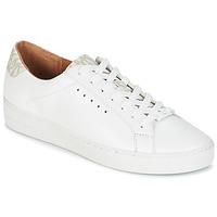 MICHAEL Michael Kors IRVING LACE UP women\'s Shoes (Trainers) in white