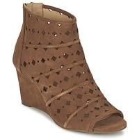 michael michael kors uma womens sandals in brown