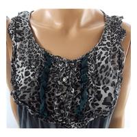 Miss Selfridge Size 10 Grey Leopard Print Mini Dress