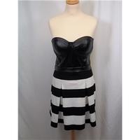 MissGuided black & white strapless dress size 14