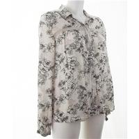 Miss Selfridge cream and black long sleeved shirt size 12 Miss Selfridge - Size: 12 - Cream / ivory - Long sleeved shirt