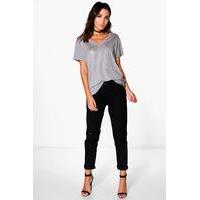 Mid Rise Distressed Knee Boyfriend Jeans - black