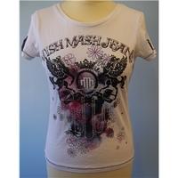 Mish Mash Size: M White T-Shirt