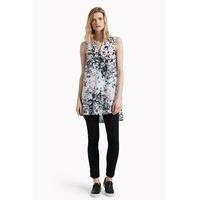 Miquita Marble Printed Sleeveless Tunic