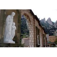 Montserrat Day Trip from Barcelona Including Lunch and Wine Tasting