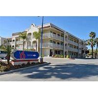 Motel 6 Oceanside