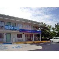 Motel 6 Charleston North SC