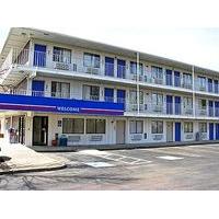 Motel 6 Cleveland East - Macedonia