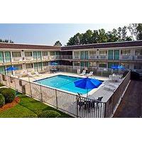Motel 6 Savannah - Richmond Hill