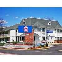 Motel 6 Hartford - Enfield