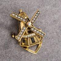 Moira C Windmill Clip/Brooch 388882