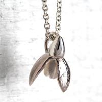 mosami snowdrop hope pendant necklace