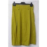 mondi size 8 green knee length skirt