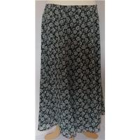 Monsoon (Vintage), Size 14, Green/White, Calf Length Skirt