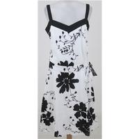 Monsoon size 12 black and white linen summer dress